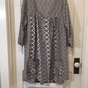 Black and White Geometric Pattern Dress
